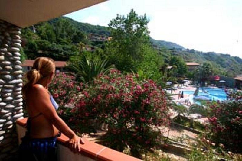 Blue Paradise Villaggio Parghelia Kültér fotó